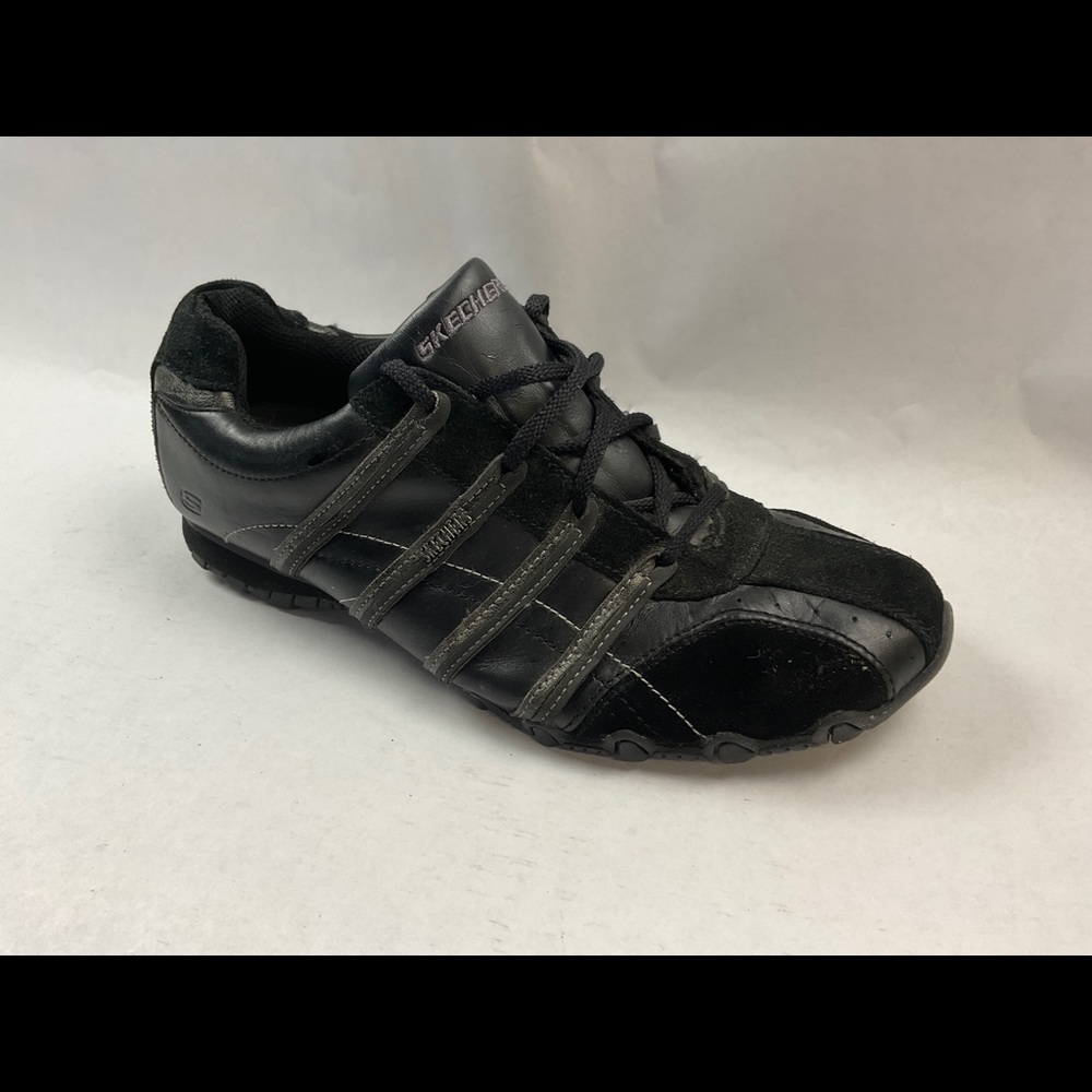 SKECHERS Womens Size US 9 Black Suede Shoes Lace Up Bikers Sneakers SN 46071